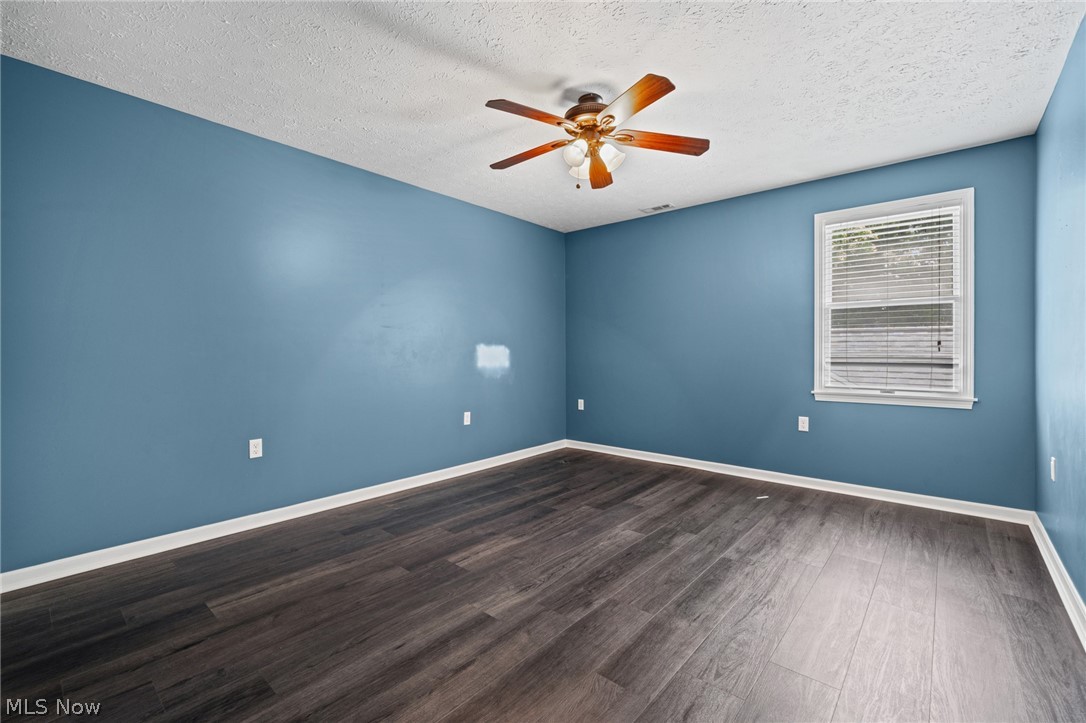 12335 Robson Road Grafton OH 44044