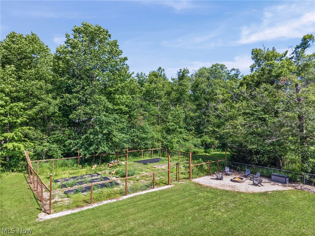 12335 Robson Road Grafton OH 44044