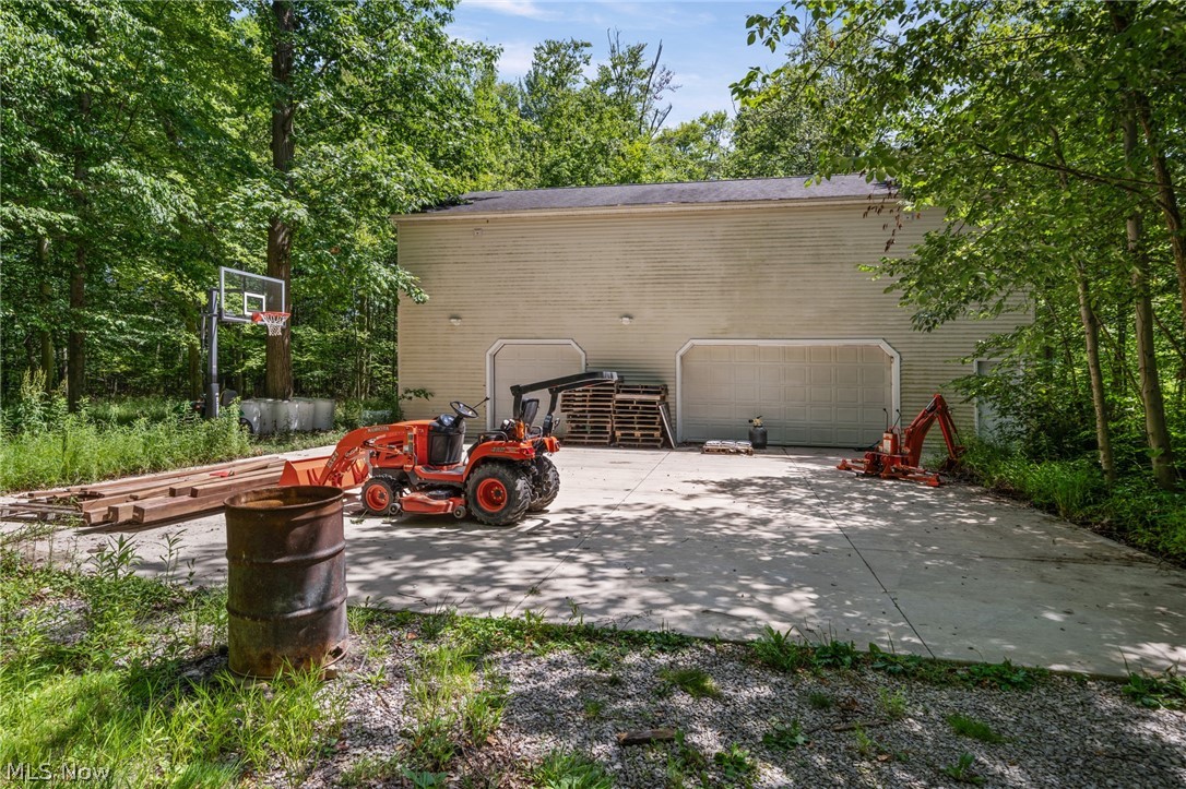 12335 Robson Road Grafton OH 44044