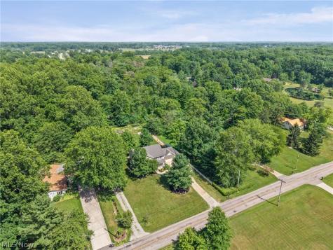 12335 Robson Road Grafton OH 44044