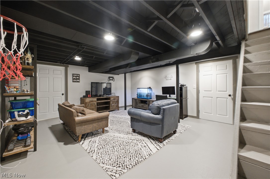 2411 Ridgeview Lane Poland OH 44514