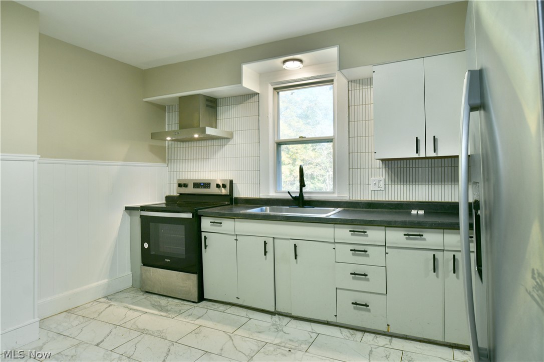5750 Robinson Road Lowellville OH 44436