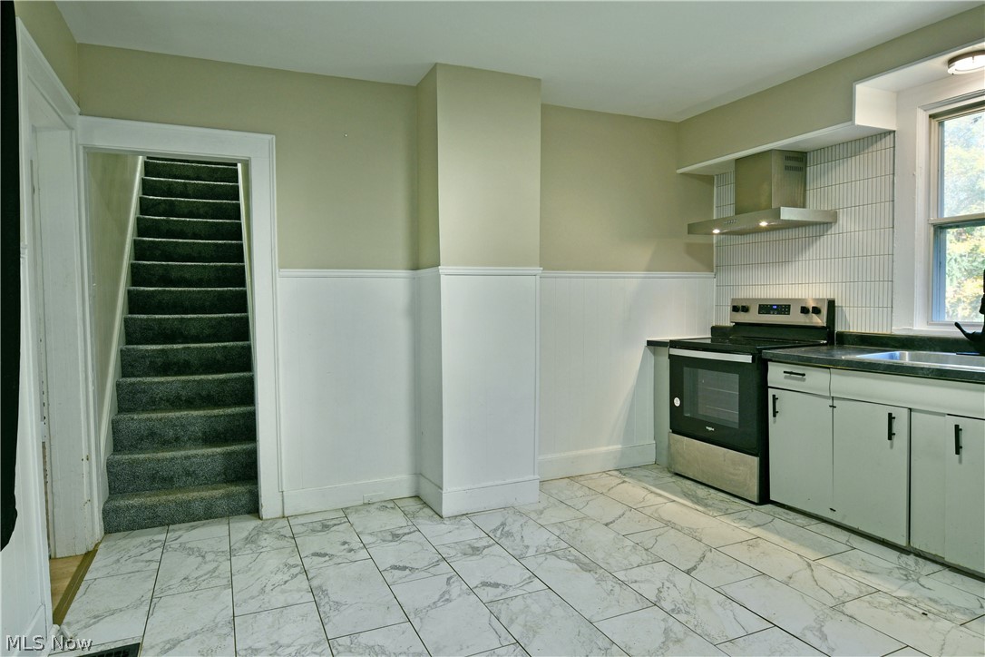 5750 Robinson Road Lowellville OH 44436