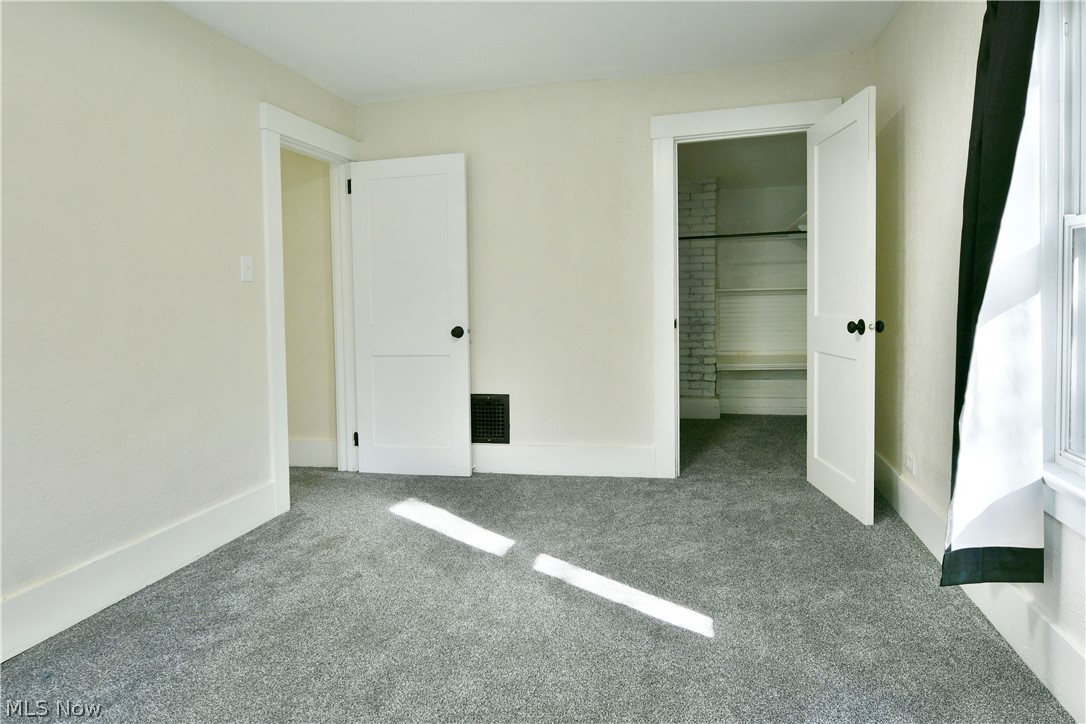 5750 Robinson Road Lowellville OH 44436