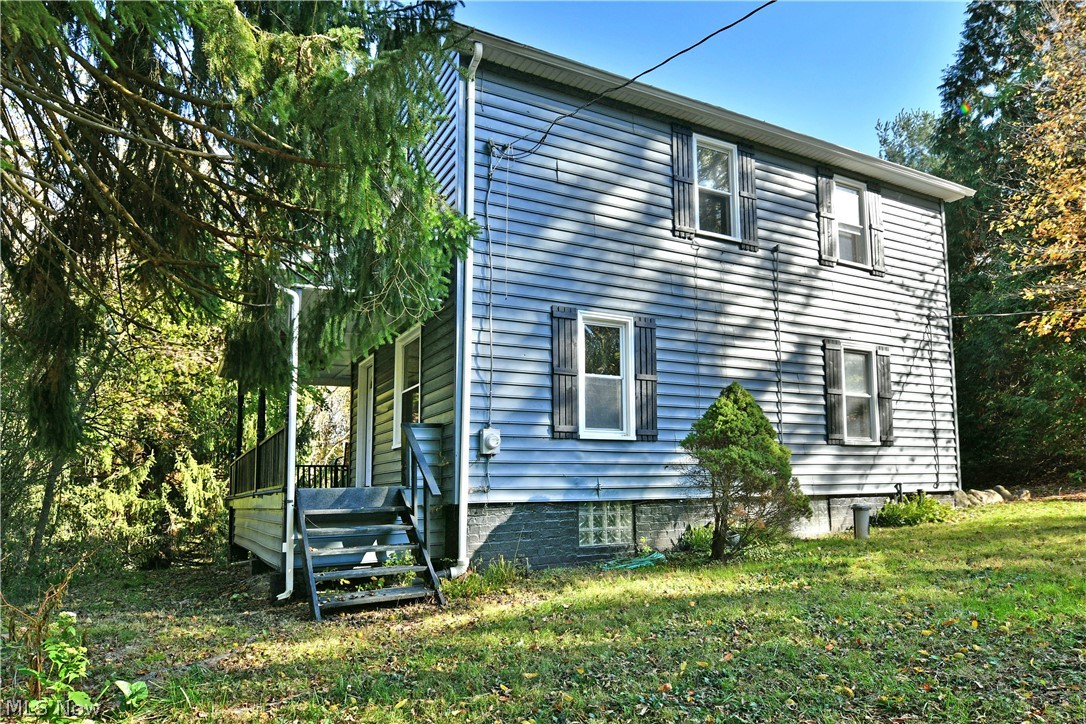 5750 Robinson Road Lowellville OH 44436