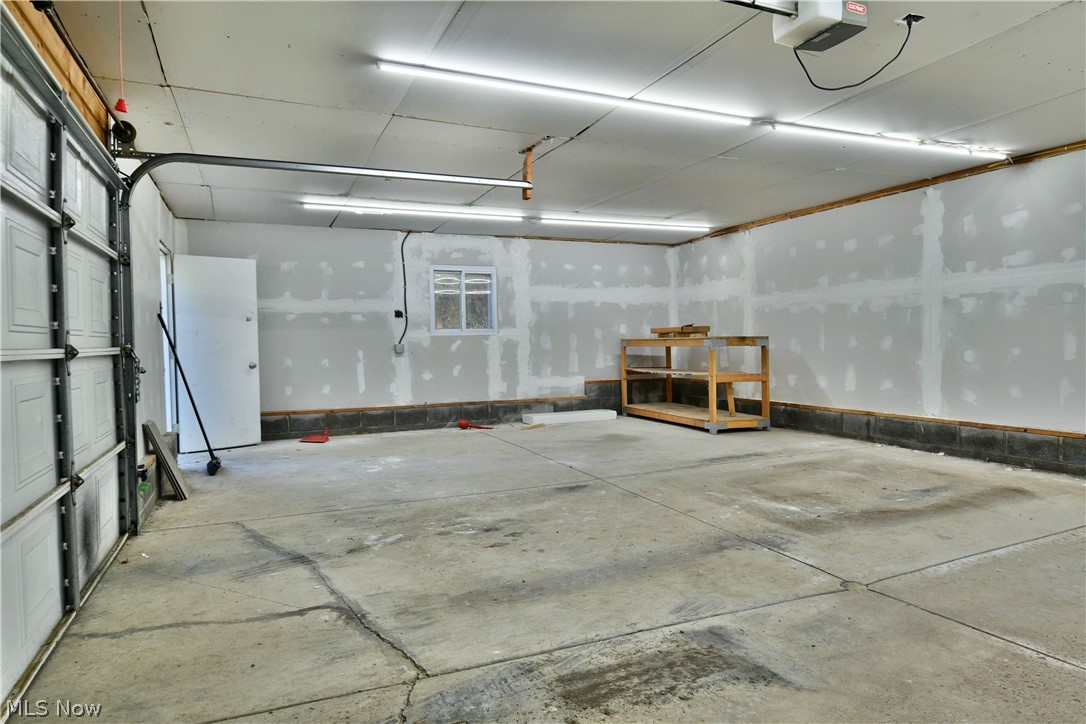 5750 Robinson Road Lowellville OH 44436