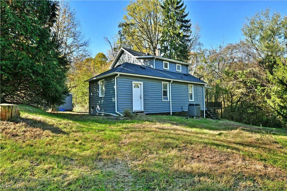 5750 Robinson Road Lowellville OH 44436