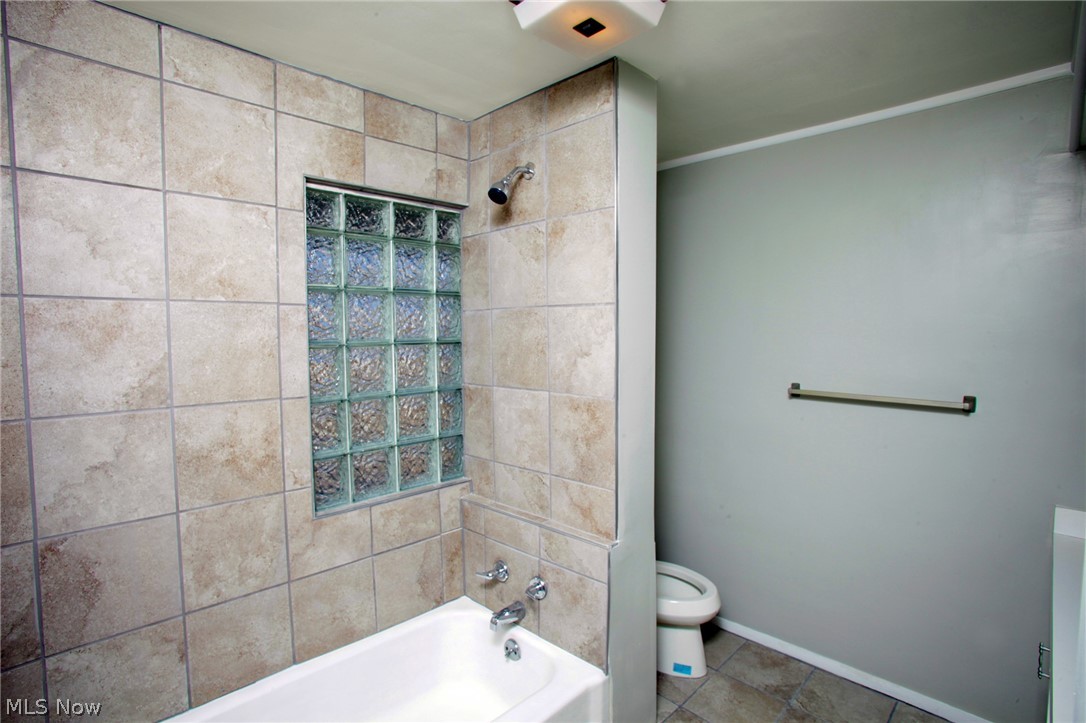 2007 Kirk Court NW Canton OH 44709