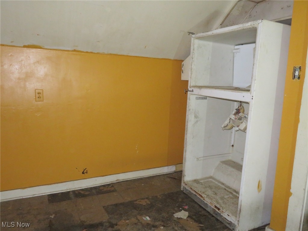 254 5th Street Elyria OH 44035