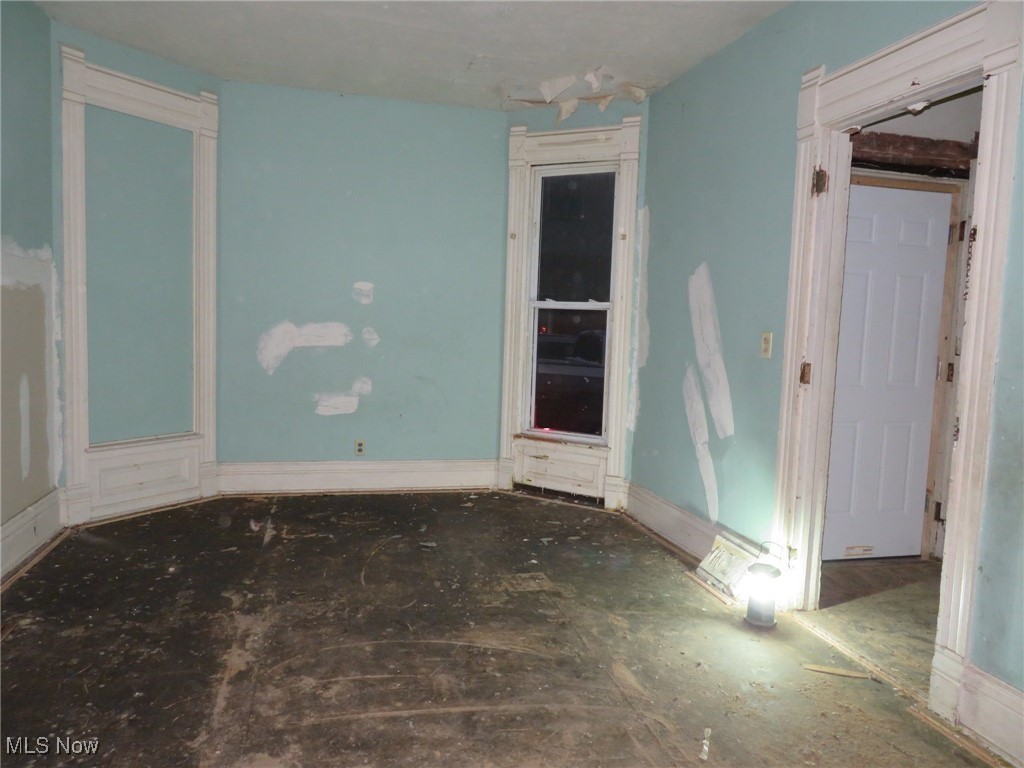 254 5th Street Elyria OH 44035