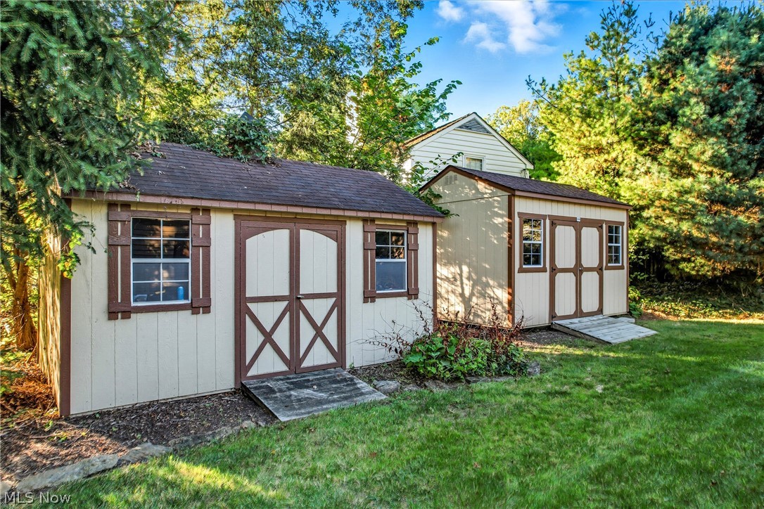 4250 Oak Knoll Drive Boardman OH 44512