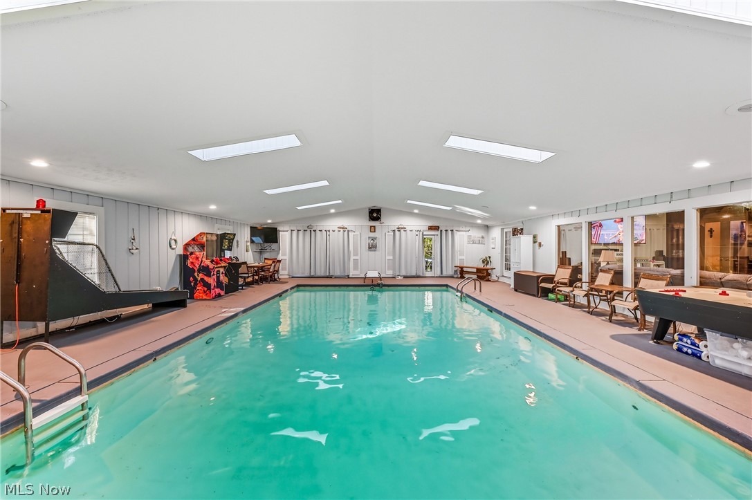 4250 Oak Knoll Drive Boardman OH 44512