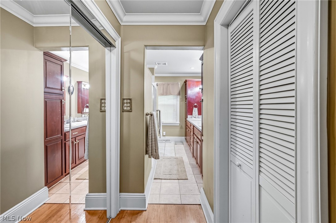 4250 Oak Knoll Drive Boardman OH 44512