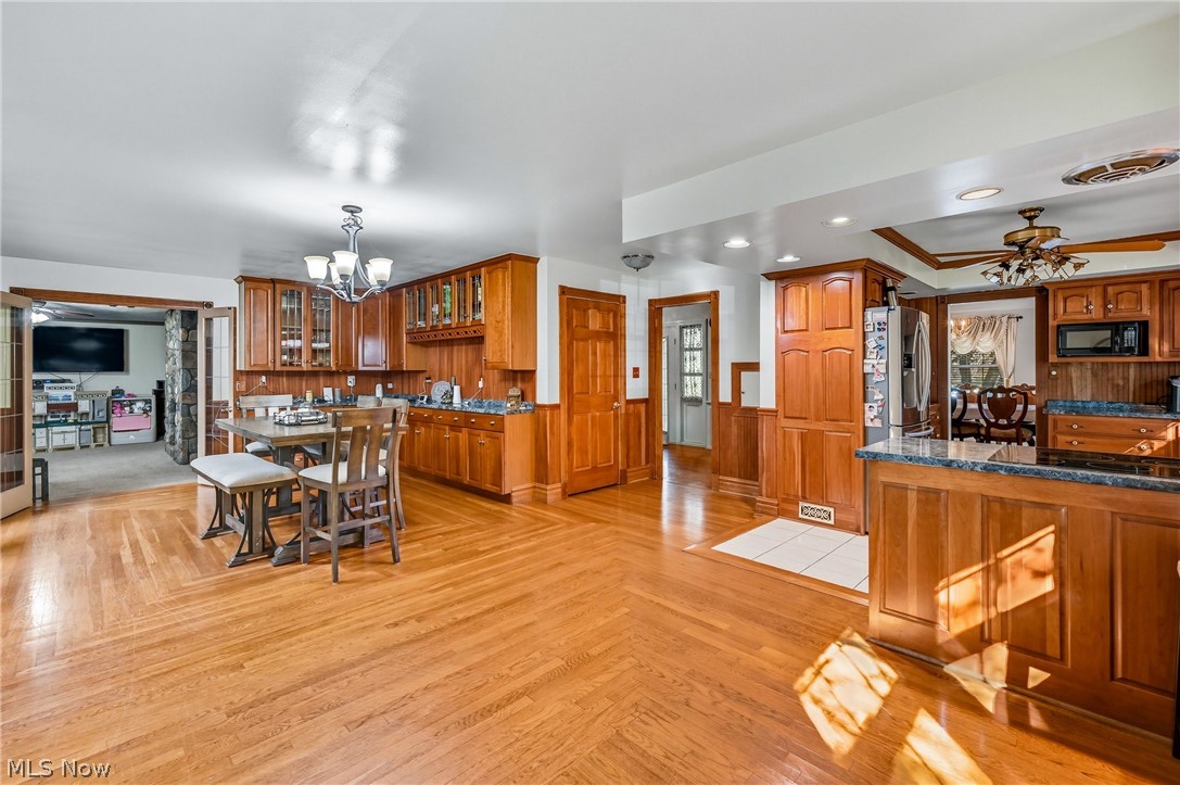 4250 Oak Knoll Drive Boardman OH 44512