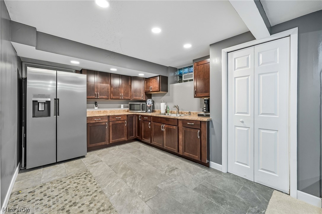 4250 Oak Knoll Drive Boardman OH 44512