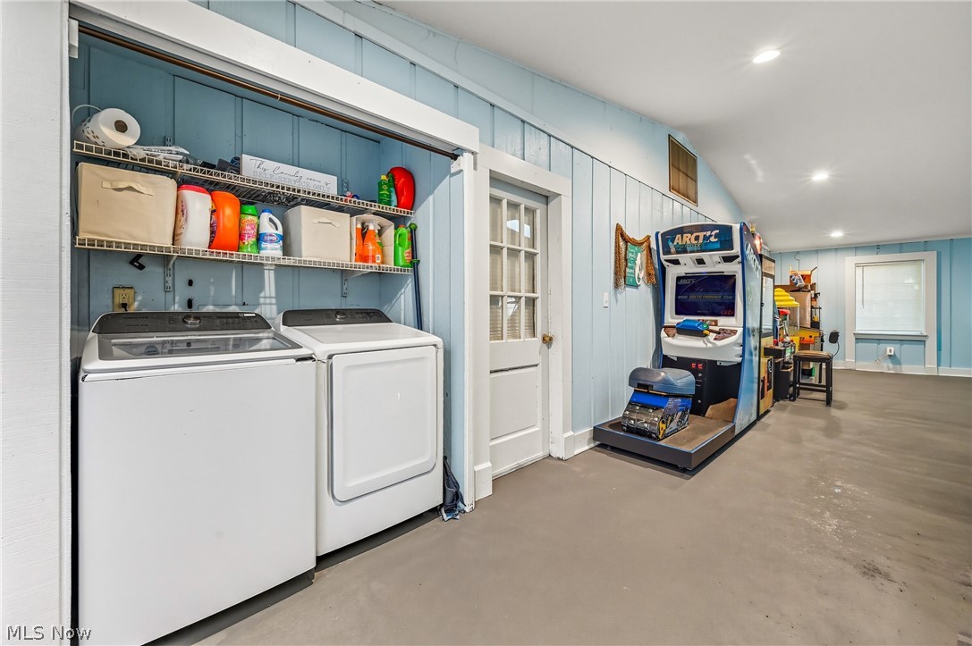 4250 Oak Knoll Drive Boardman OH 44512