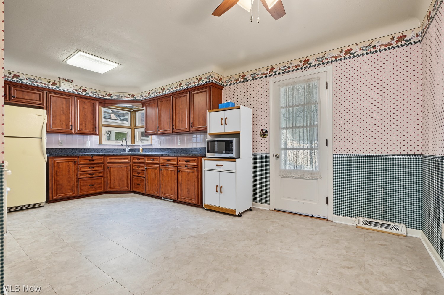 21229 Lake Shore Boulevard Euclid OH 44123