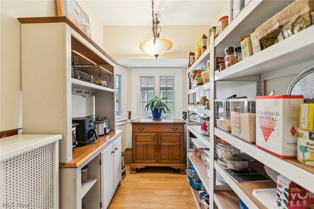 2925 E Overlook Road Cleveland Heights OH 44118