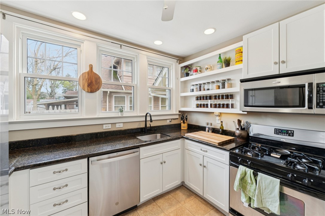 2925 E Overlook Road Cleveland Heights OH 44118