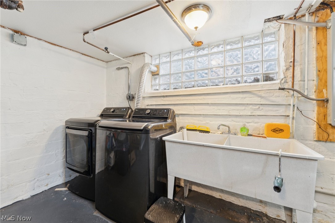 2925 E Overlook Road Cleveland Heights OH 44118