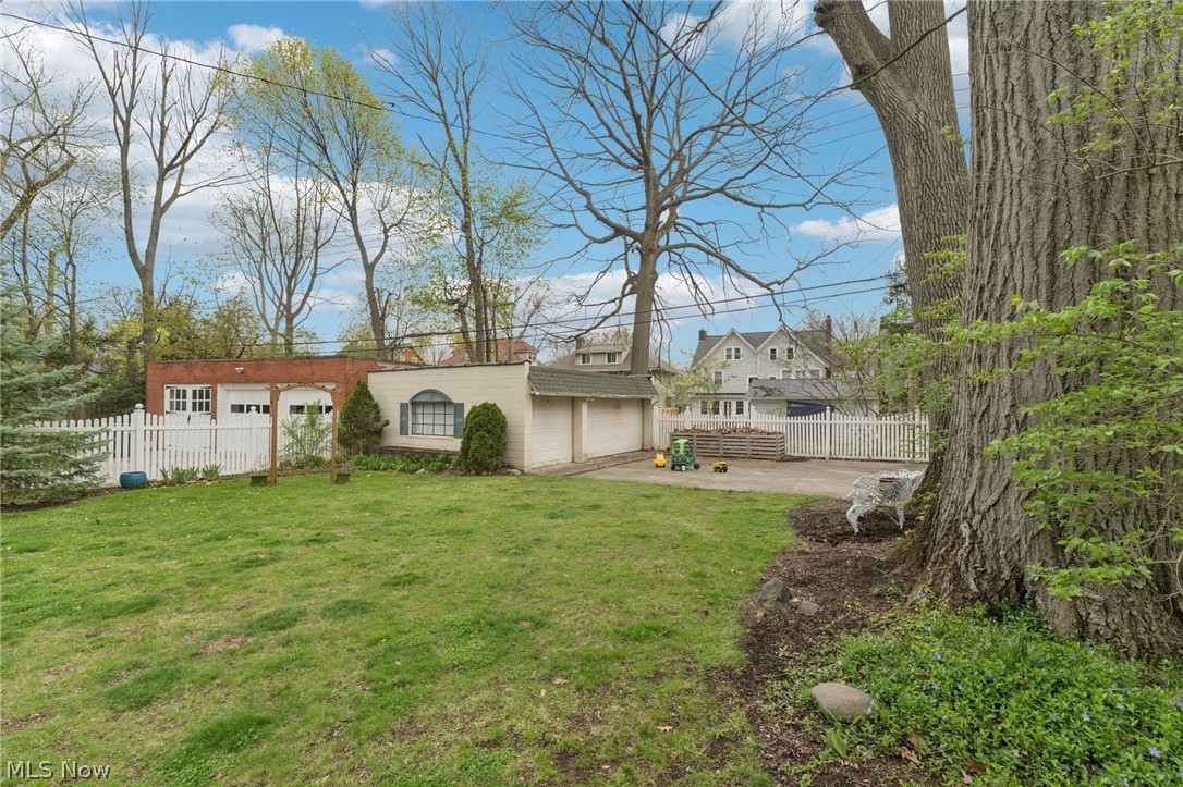 2925 E Overlook Road Cleveland Heights OH 44118