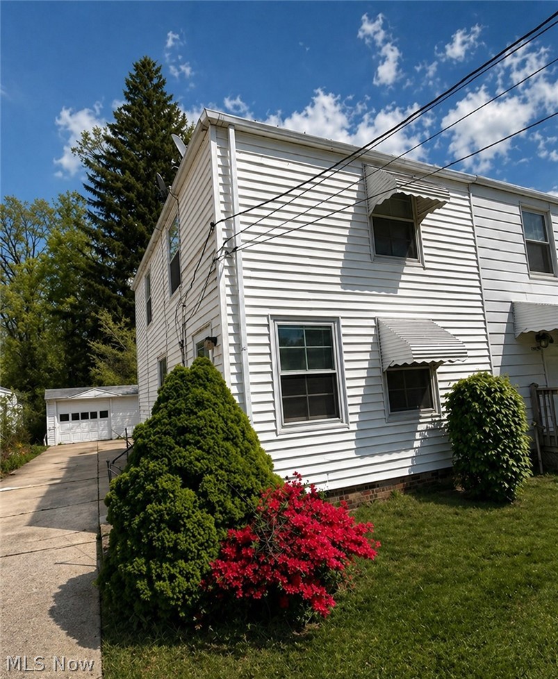 1437 E 252nd Street Euclid OH 44117