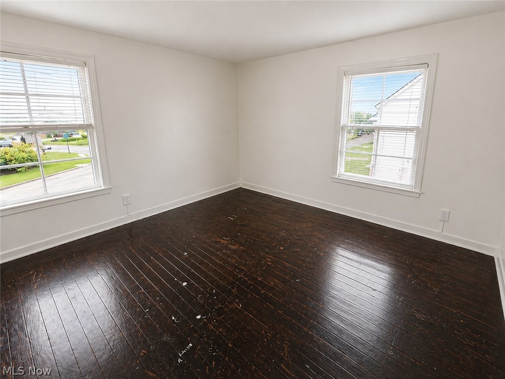 1437 E 252nd Street Euclid OH 44117