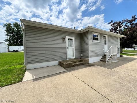 526 Ridge Drive Medina OH 44256