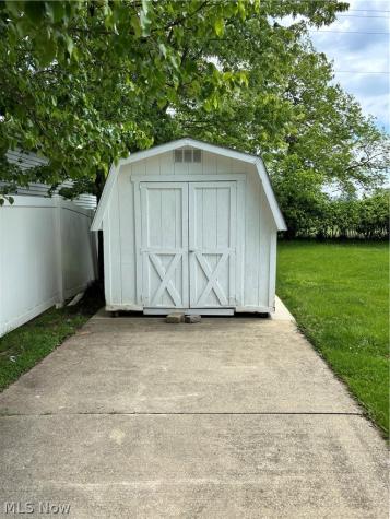 526 Ridge Drive Medina OH 44256
