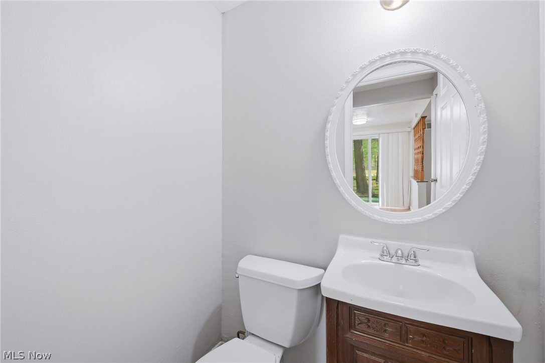 1922 Burr Oaks Court Austintown OH 44515
