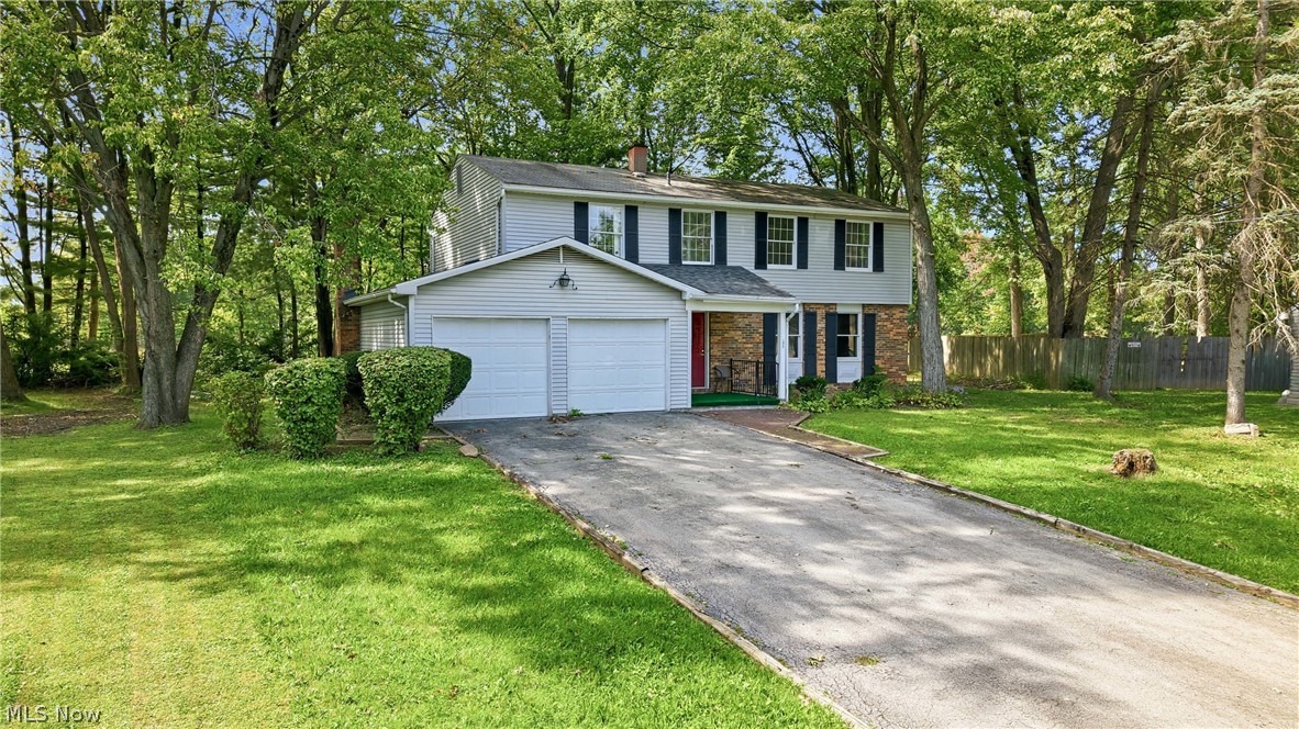 1922 Burr Oaks Court Austintown OH 44515