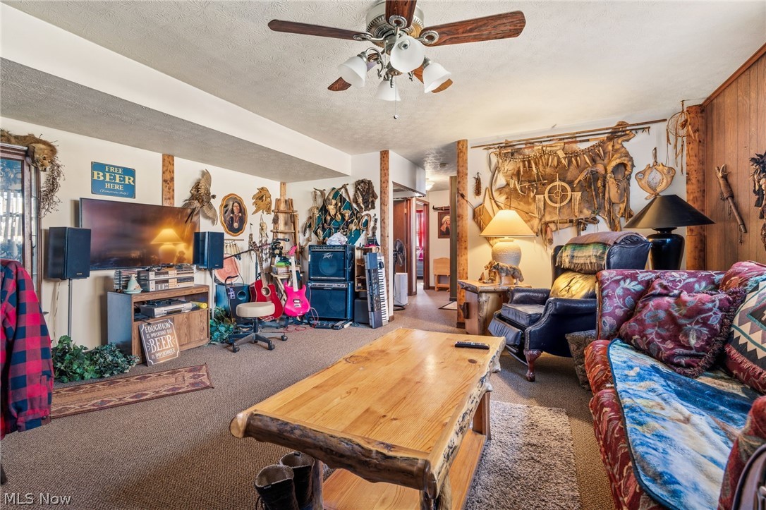 13100 Market Avenue N Hartville OH 44632