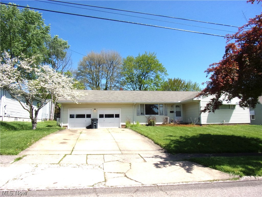 687 E Catawba Avenue Akron OH 44306