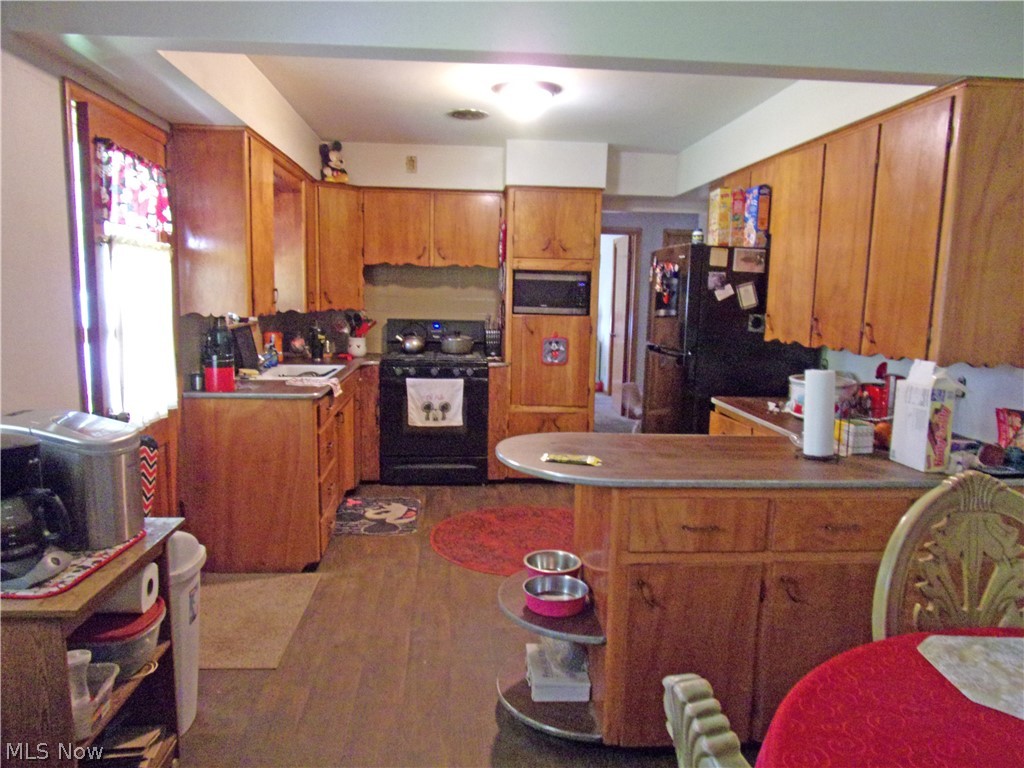 687 E Catawba Avenue Akron OH 44306