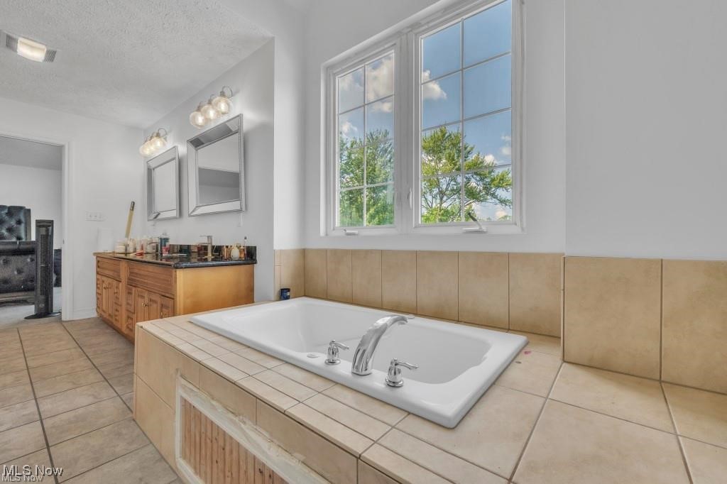 7310 Lamson Road Oakwood Village OH 44146