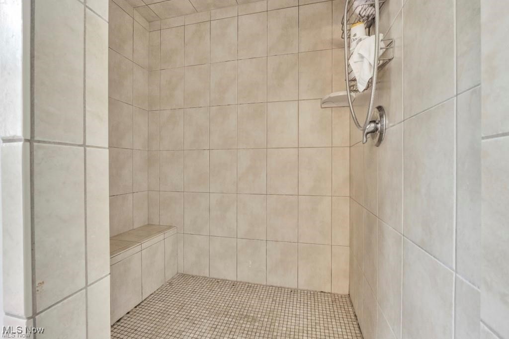 7310 Lamson Road Oakwood Village OH 44146