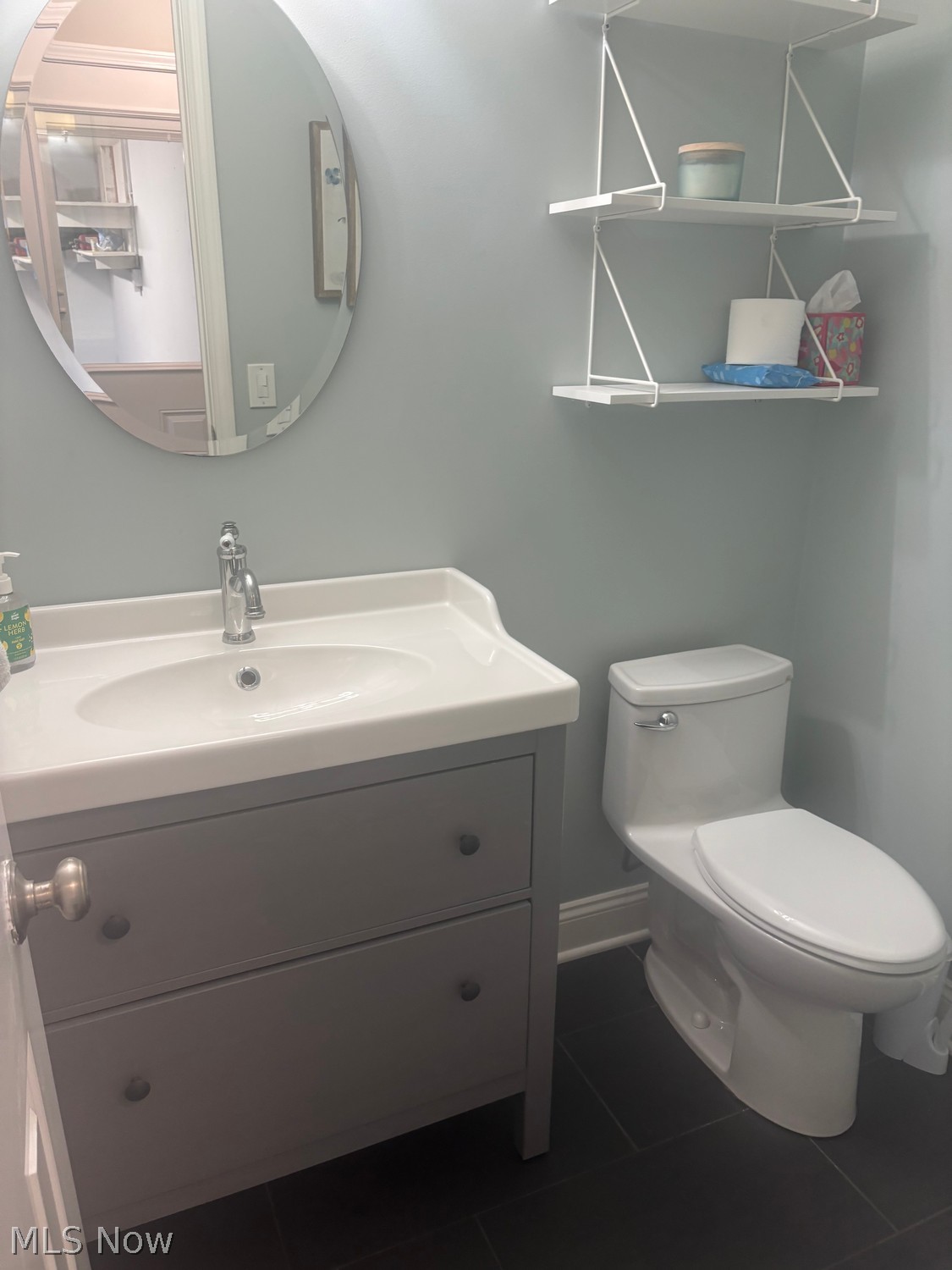1660 Sperrys Forge Trail Westlake OH 44145