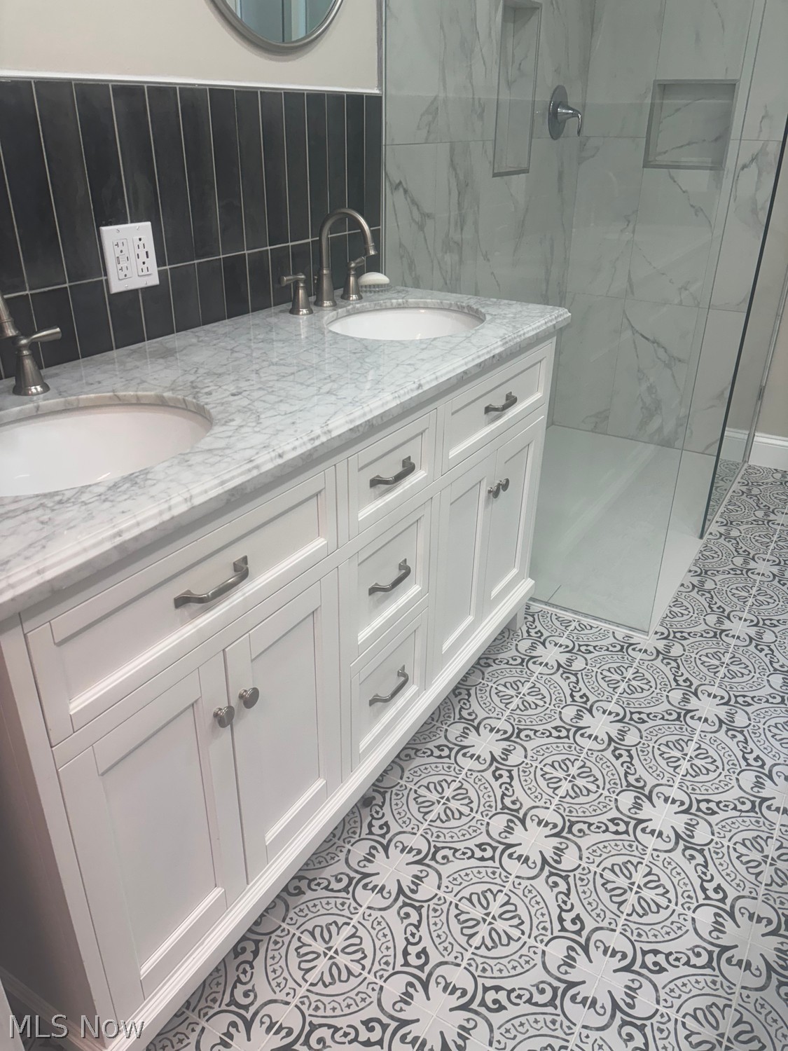 1660 Sperrys Forge Trail Westlake OH 44145