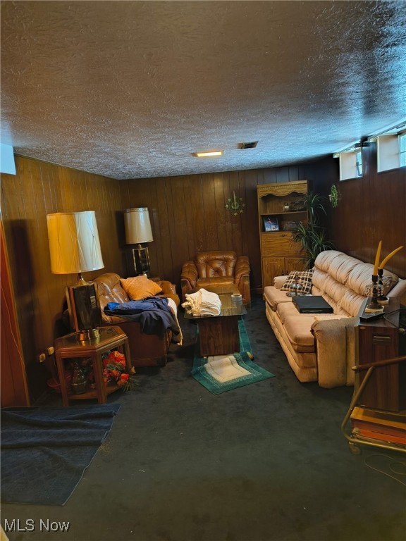 18743 Garden Boulevard Cleveland OH 44128