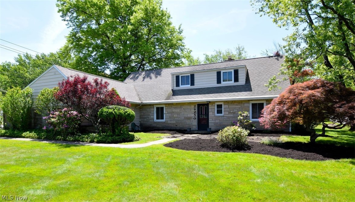 24250 S Woodland Road Shaker Heights OH 44122