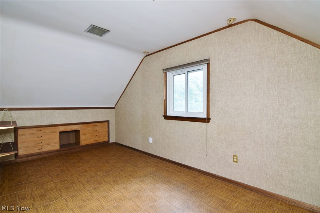 24250 S Woodland Road Shaker Heights OH 44122