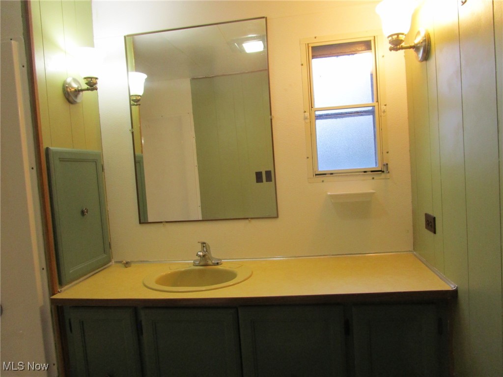 1626 #165 E 51st Street Ashtabula OH 44004