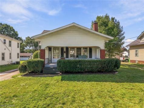 324 Woodrow Street NW North Canton OH 44720