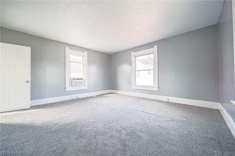 24 Houston Street SW Massillon OH 44647