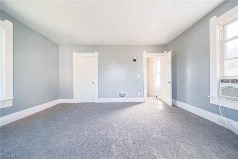 24 Houston Street SW Massillon OH 44647