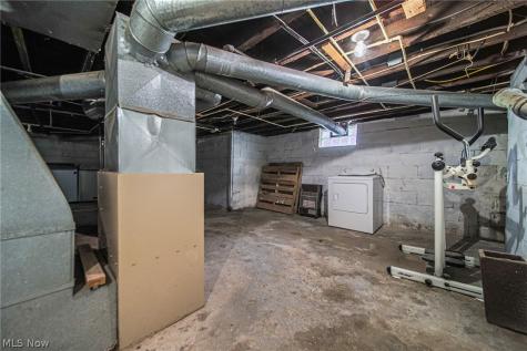 24 Houston Street SW Massillon OH 44647