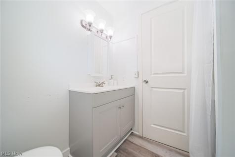 24 Houston Street SW Massillon OH 44647