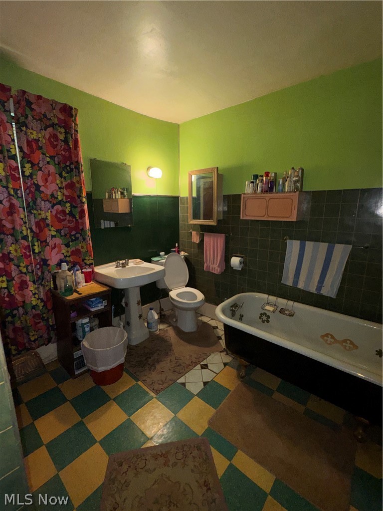 375 N Arlington Street Akron OH 44305