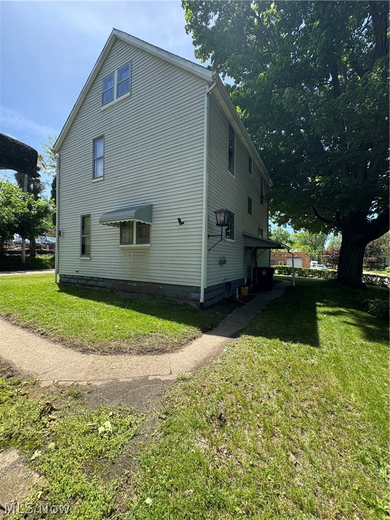 375 N Arlington Street Akron OH 44305