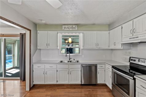 7728 Brunswick Circle NW Massillon OH 44646